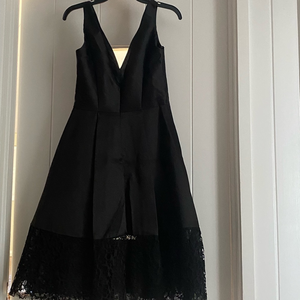Beautiful dress for any events.